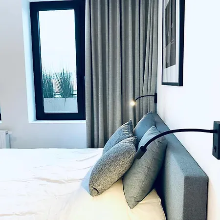 Luxury Business Flat *